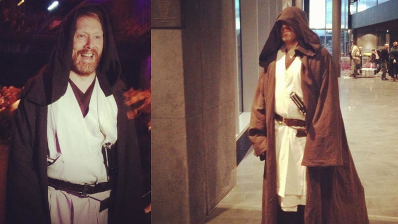 Illustration for article titled And now, the mayor of Iceland's capital dressed as Obi-Wan Kenobi